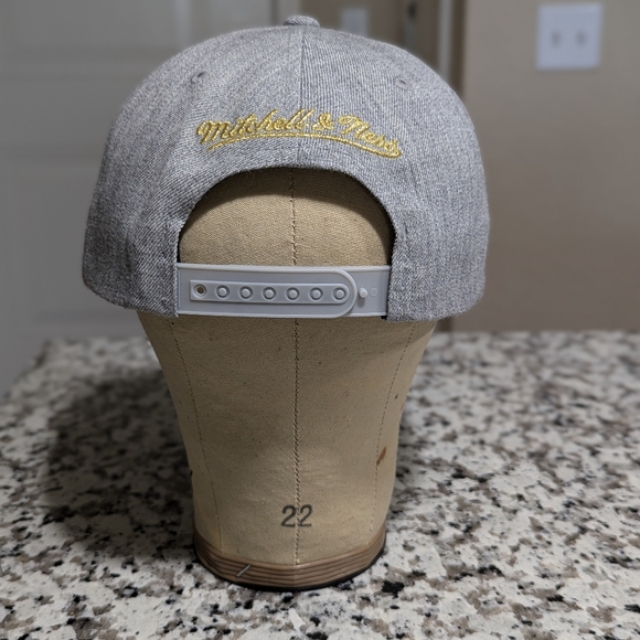 Chicago Bulls Hat - Picture 4 of 4